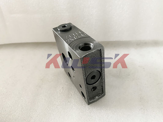 Bagger Hydraulic Pump Parts Bagger-Pilot-Control Valves PC200-7 KOMATSU