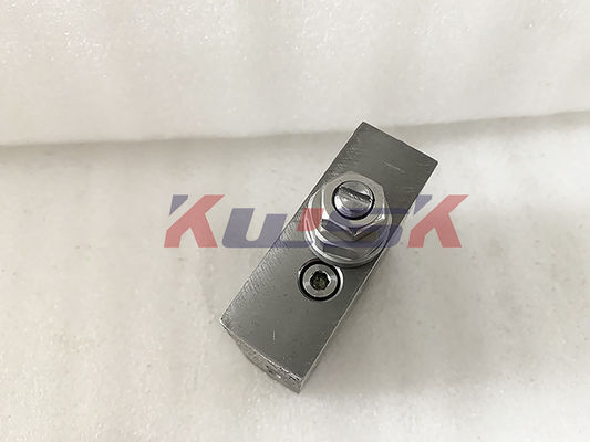 Bagger Hydraulic Pump Parts Bagger-Pilot-Control Valves PC200-7 KOMATSU